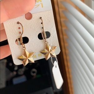 star earrings